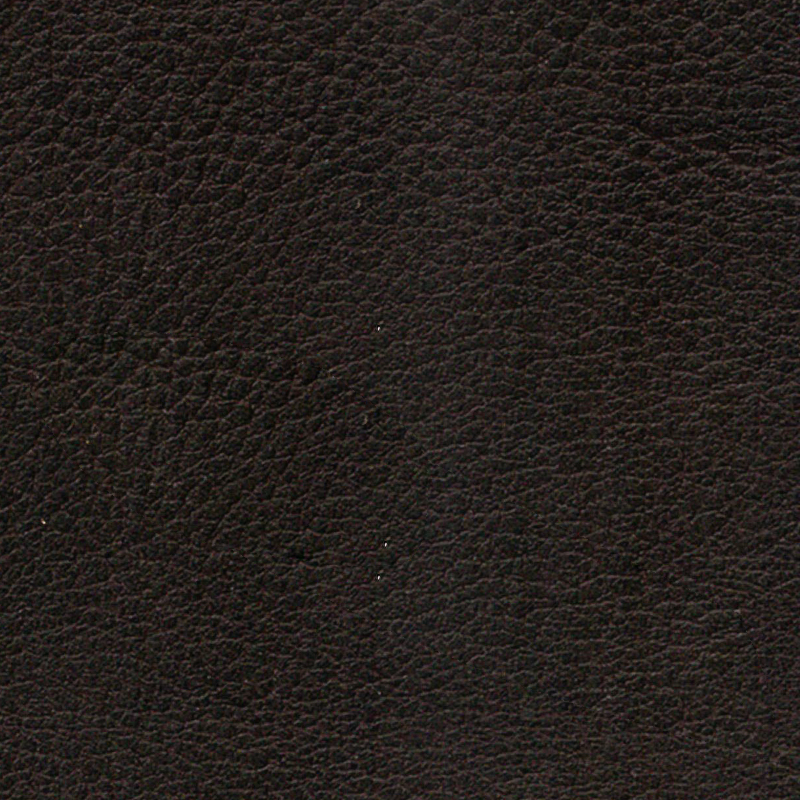 890